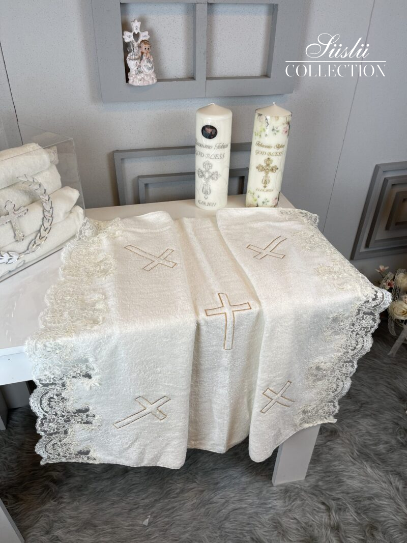 gold embroidered towel 01