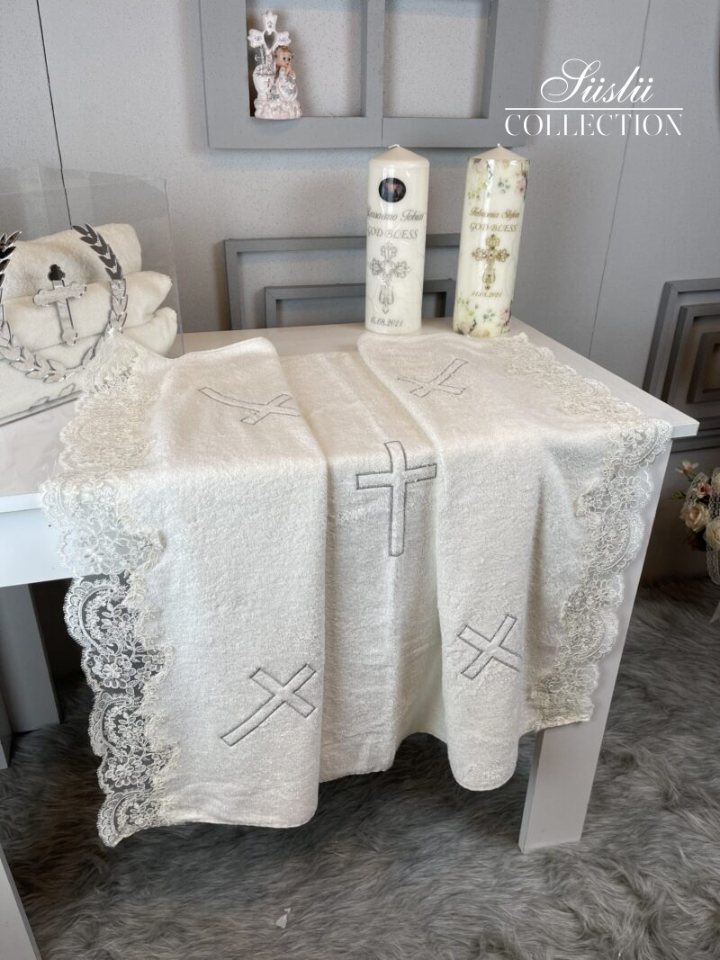 lace embroidered baptism towel 01